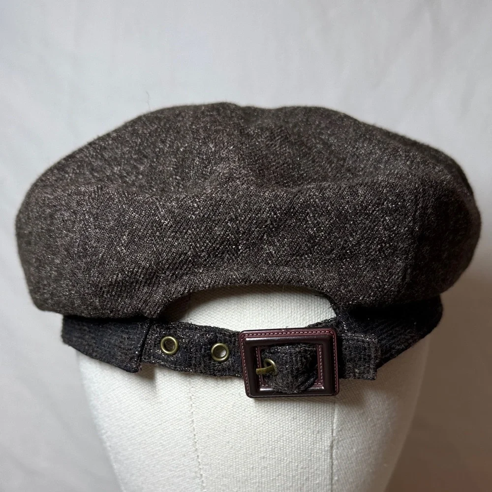 Scala Pronto Brown Tweed Newsboy Cap with Sparkly Brown Band.
